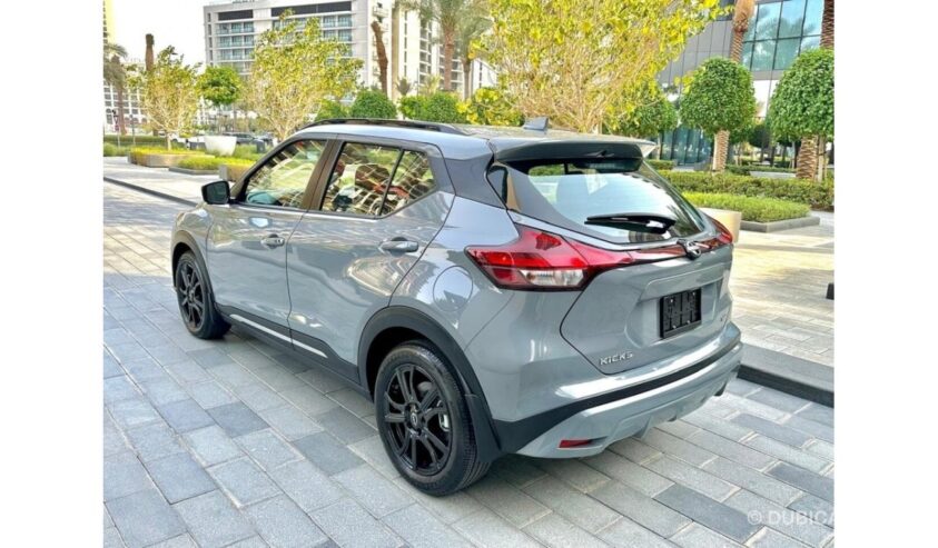 Nissan Kicks Nissan Kicks SR PLUS Top Line 2024 USA SUV – 100 KM – Grey